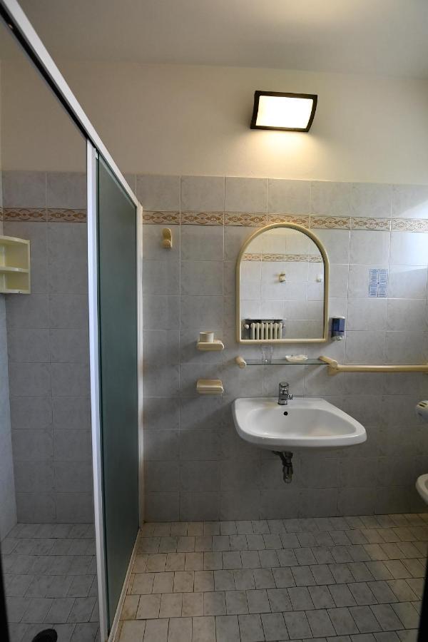 Hotel Criniera D'Oro Римини Экстерьер фото